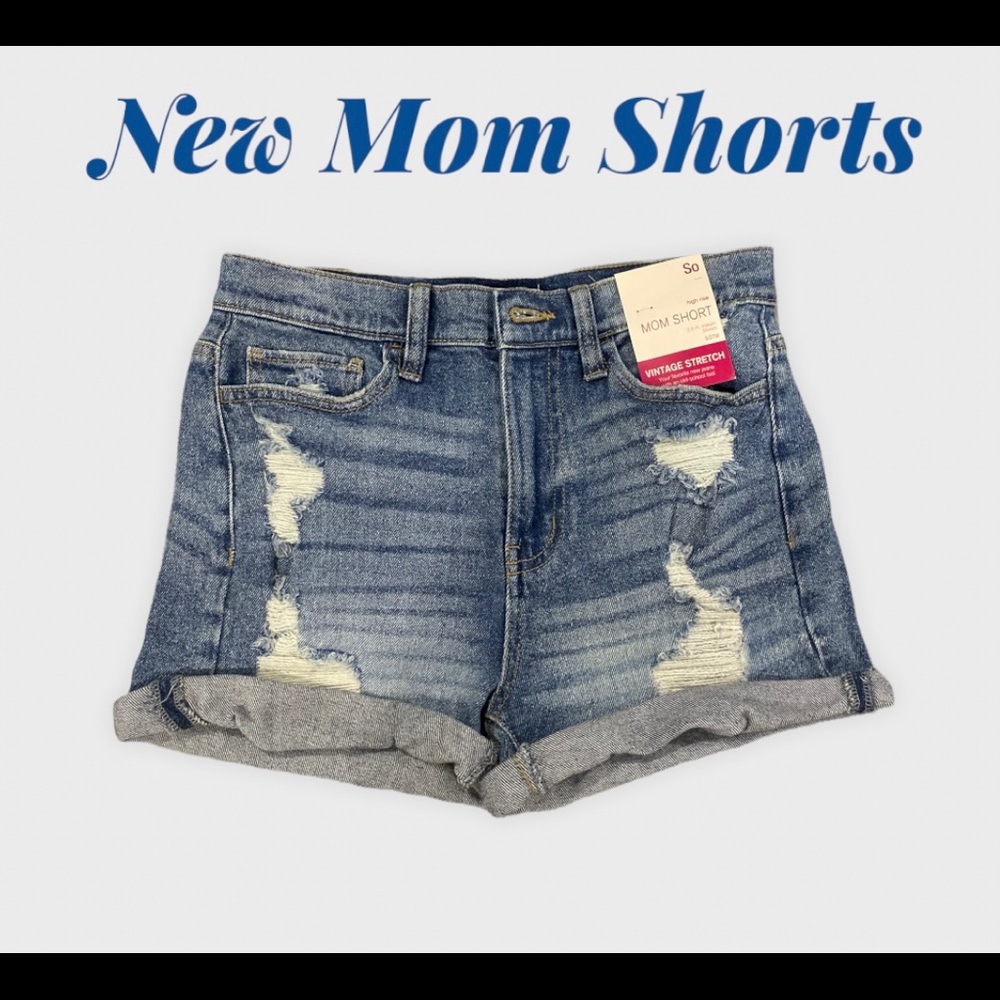 Mom Short